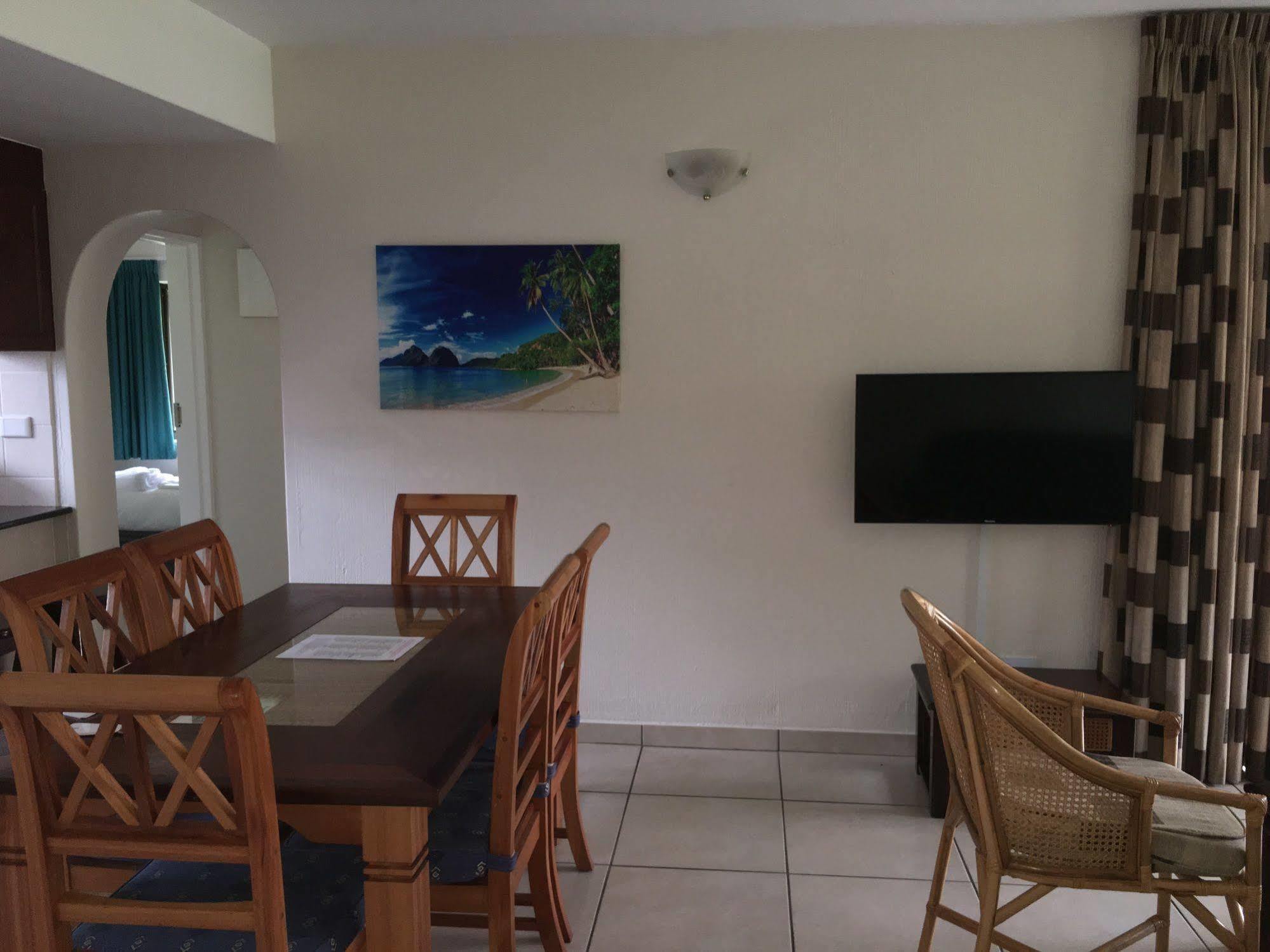 Resort La Lucia Sands 3*